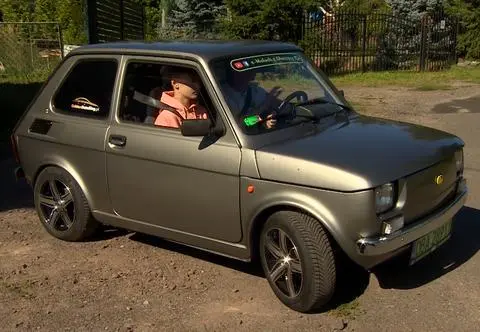 Kultowy "Maluch" nie znika z polskich dróg. Na Dolnym Śląsku powstał elektryczny model Fiata 126p