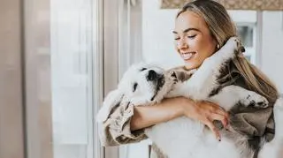 Furminator dla psa – czym jest, jak się go stosuje i jakie korzyści przynosi jego regularne używanie?