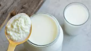 Zsiadłe mleko – prosty sposób na odporność, zdrowie i odchudzanie