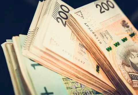 Znasz tych mężczyzn? Kobieta straciła przez nich ponad 60 tysięcy złotych