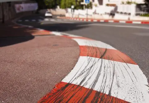 Miłosne uniesienia na Rajdzie Monte Carlo. Robili to na poboczu 