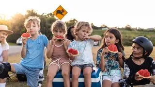 Została mamą, gdy miała 14 lat. Teraz wychowuje 12 dzieci. "Niektórzy uważają, że przesadzam"