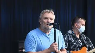 Synowie Krzysztofa Cugowskiego powiedzieli, jakim jest ojcem. "Bywało różnie"