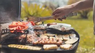 Majówkowe grillowanie droższe niż rok temu. Za które produkty słono zapłacimy?