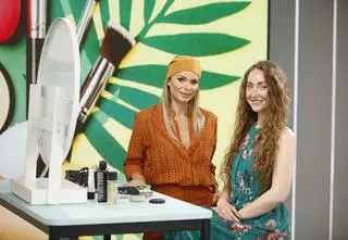 Makijaż na lato. Marta Gąska podpowiada, jakie produkty sprawdzą się w upalne dni 