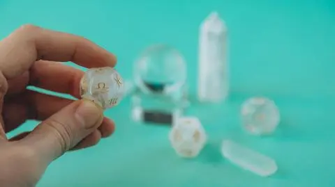 Wibracja numerologiczna na czwartek. Odkryjesz skrywaną długo prawdę