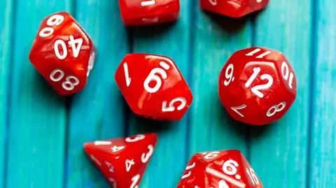 Wibracja numerologiczna na sobotę. Poczujesz na plecach oddech konkurencji