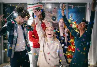 Nie rób tego w sylwestra. Za co można dostać mandat w ostatnią noc roku? 