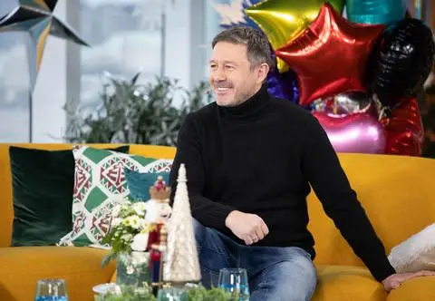 Andrzej Piaseczny obchodzi urodziny. Uwagę zwraca liczba na torcie - 137