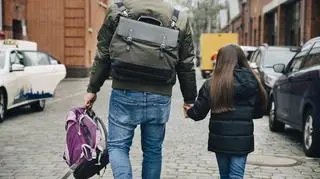 Wyróżnił cztery typy rodziców. Do którego z nich należysz?