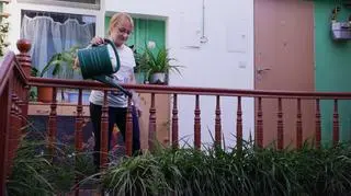 Zostawiasz na klatce schodowej wózek lub rower? Kara może być dotkliwa