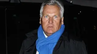 Aleksander Kwaśniewski o komplikacjach po wykonanej  operacji. "Dzięki żonie i córce żyję" 