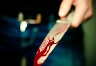 15-latek zabił ojca. Kilka razy ugodził go scyzorykiem