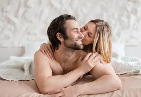 Seks Polek "od kuchni"? W jakim wieku kochają się najchętniej, a w jakim najrzadziej?