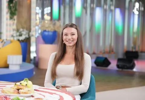 "Tego lepiej nie rób na czczo". Dietetyczka o faktach i mitach na temat porannych rytuałów