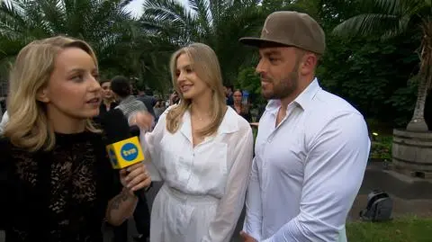 Karolina i Roger rok po ślubie