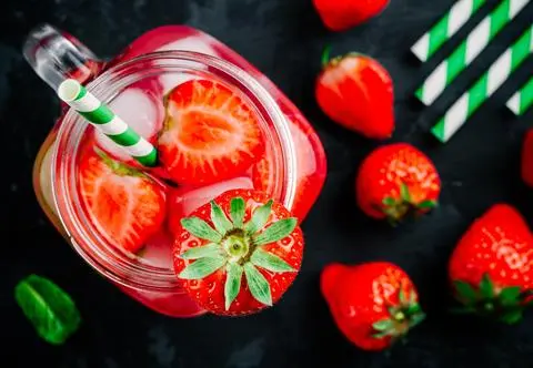 Jak zrobić własny napój Ekipy za 30 groszy? Podpowiadamy