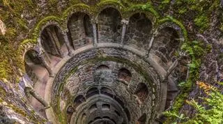 Quinta da Regaleira – tajemniczy park godzinę jazdy od Lizbony