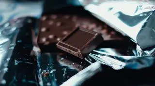 Codzienne spożywanie czekolady zdrowe dla naszego ciała? Dietetycy obalają szkodliwe mity 