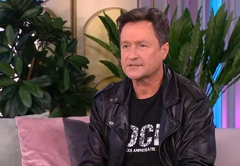 "Dla mnie ideałem emeryta jest Mick Jagger". Jacek Kawalec skończył 60 lat i podbija świat muzyki rockowej