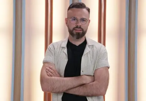 Mam "motyle w brzuchu". Czy stan zakochania może trwać wiecznie? 