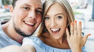 "Marzę o ślubie, a partner po 10 latach jeszcze się nie oświadczył". Dlaczego zwleka?