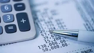 podatki, kalkulator, wyliczenia