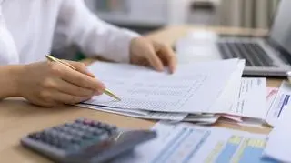 Nieopłacone faktury z 2019 r. wkrótce ulegną przedawnieniu. Co zrobić, aby odzyskać pieniądze?