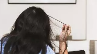 Sennik: wypadanie włosów. Czy sen o wypadaniu włosów zawsze zwiastuje coś złego? Analiza i interpretacja