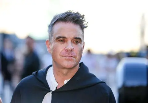 Robbie Williams o problemach ze zdrowiem. "Mam menopauzę"