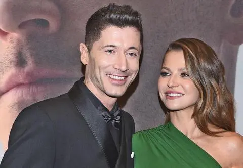 Anna i Robert Lewandowski na starych zdjęciach. Jak zmienili się od początku kariery?