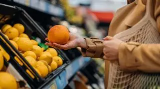 Sezonowe warzywa i owoce. Co najlepiej jeść w styczniu i lutym?