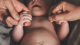 W co ubierać noworodka w domu?