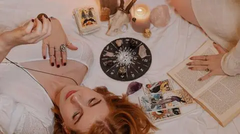 Horoskop dzienny na wtorek, 20 lutego 2024 r. - Strzelec, Koziorożec, Wodnik, Ryby