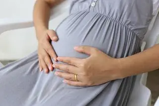 Mama została surogatką