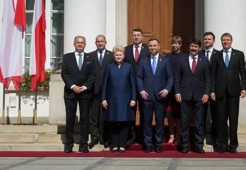 Bukaresztańska Dziewiątka. Które kraje wchodzą w skład B9 i jaki mają cel?