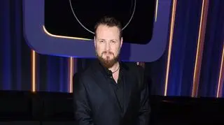 Paweł Małaszyński pokazał syna. Jeremiasz pozuje w garniturze u boku pięknej koleżanki