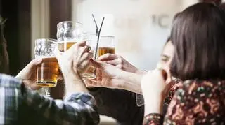 Alkohol i napoje energetyczne - śmiertelnie złe połączenie