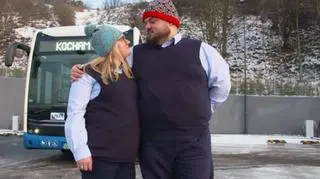 Połączyła ich wspólna pasja do autobusów