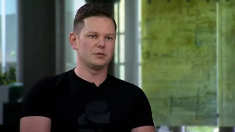 To jedyny taki skrzypek w Polsce. Jego muzyka przyciąga miliony słuchaczy