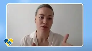 Aktorka polskiego pochodzenia pomaga dzieciom z Ukrainy. "Wszystkich serce boli"