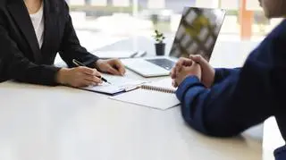 Przerwa w zatrudnieniu oddala nas od wymarzonego stanowiska? Rekruterka: "Nie musimy się tłumaczyć"