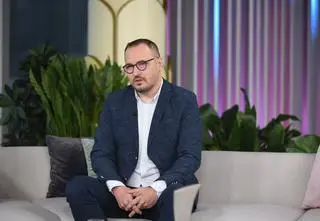 Marcin Gutowski o milczeniu kardynała Dziwisza