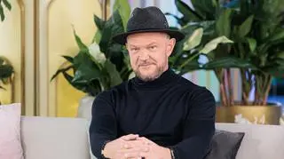 Cezary Pazura 7 lat temu i dziś. Na zdjęciach chwali się tężyzną