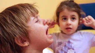 Jak reagować na złość dziecka w miejscu publicznym? Inspirujące porady ojca