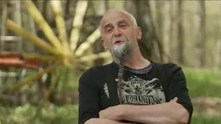 Tworzy obrazy na krajobrazach. "Trzeba się fizycznie napracować"