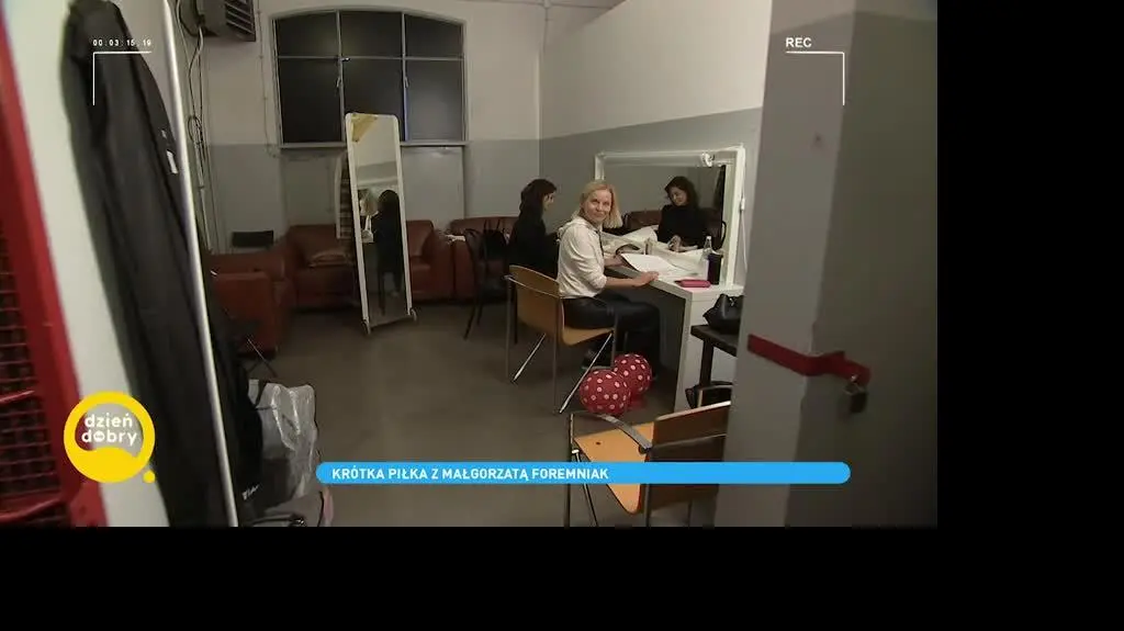 DD_20211012_Showbiz_rep_REP