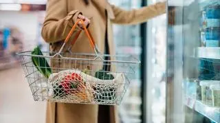 11 listopada jest dniem wolnym od pracy. Czy sklepy będą otwarte w długi weekend listopadowy?