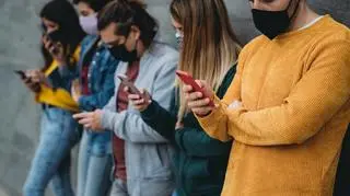 Fake newsy związane z wojną w Ukrainie zalewają Internet - gazowy black-out, koniec gotówki, ataki w Przemyślu. Czy można w nie wierzyć?