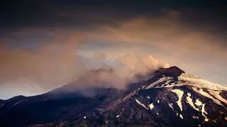 Wybuch wulkanu Etna. We Włoszech ogłoszono czerwony alert